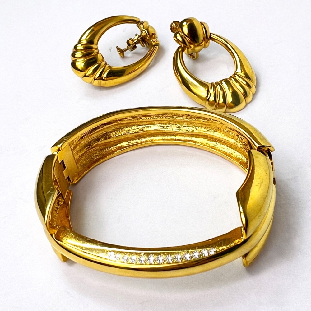 Vintage Napier Gold Tone Hinged Bangle Bracelet & Screw-Back Earrings Set 1980s